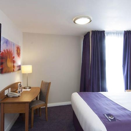 Premier Inn Falkirk East Bagian luar foto